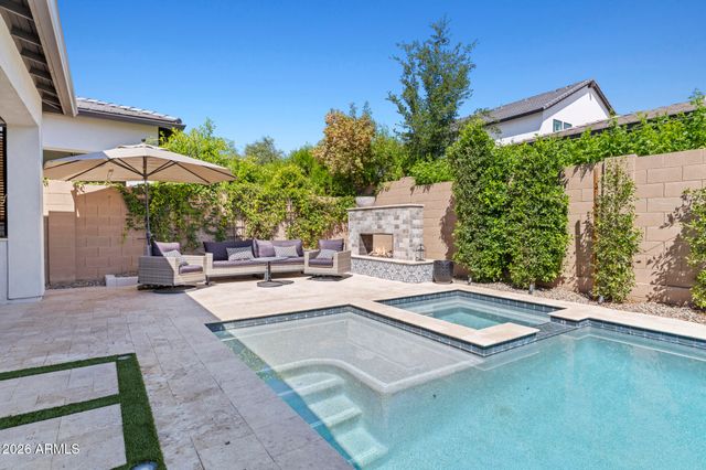 17182 W THOUSAND OAKS Street, Surprise, AZ 85388
