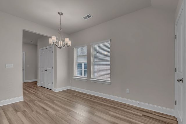 704 Taylor Bend Rd, Columbia, TN 38401