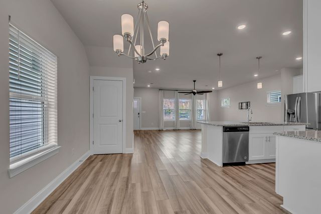 704 Taylor Bend Rd, Columbia, TN 38401