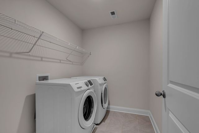 704 Taylor Bend Rd, Columbia, TN 38401