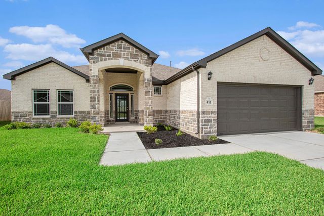 411 Wellshire Drive, West Columbia, TX 77486