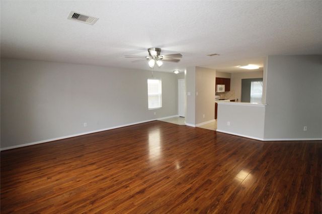 2834 Iris Valley Way, Houston, TX 77038