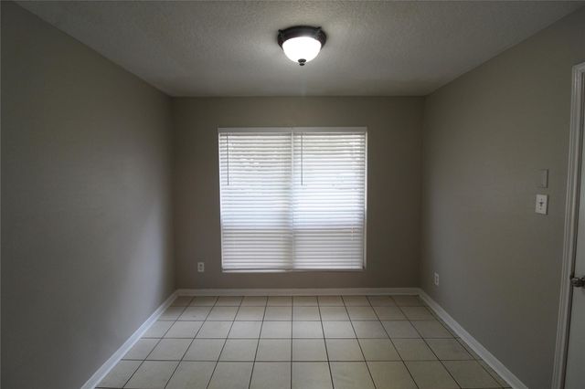 2834 Iris Valley Way, Houston, TX 77038