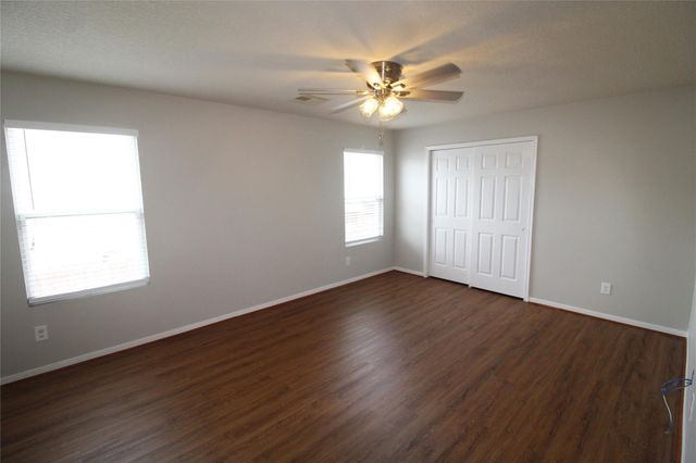 2834 Iris Valley Way, Houston, TX 77038
