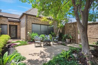 3114 Stonehenge Lane, Carrollton, TX 75006