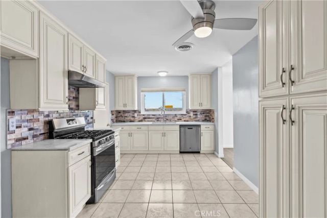 11625 Hunnewell, Sylmar, CA 91342