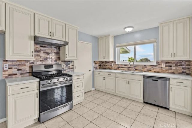 11625 Hunnewell, Sylmar, CA 91342