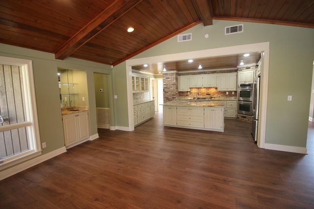 3228 Franklin Avenue, Laurel, MS 39440