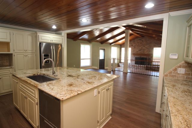 3228 Franklin Avenue, Laurel, MS 39440