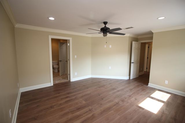 3228 Franklin Avenue, Laurel, MS 39440