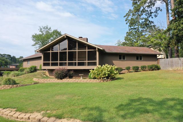 3228 Franklin Avenue, Laurel, MS 39440