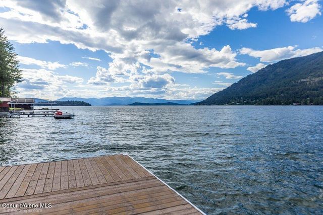 55 La Vita Bella Lane, Hope, ID 83836