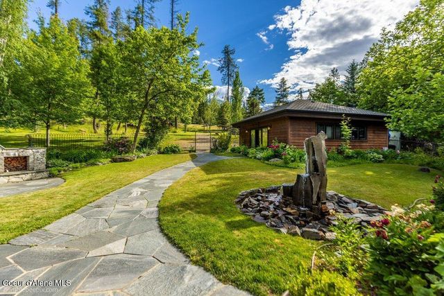 55 La Vita Bella Lane, Hope, ID 83836