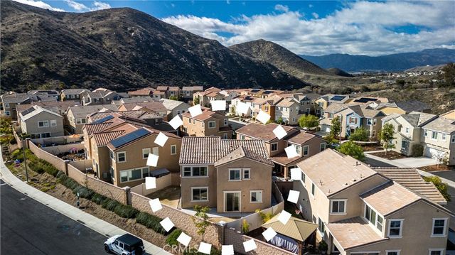 24136 Darmera, Lake Elsinore, CA 92532