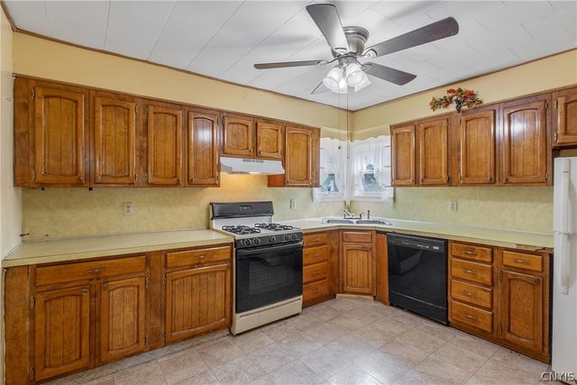 134 Armstrong Rd Road, Geddes, NY 13209
