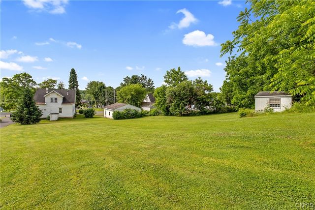 134 Armstrong Rd Road, Geddes, NY 13209