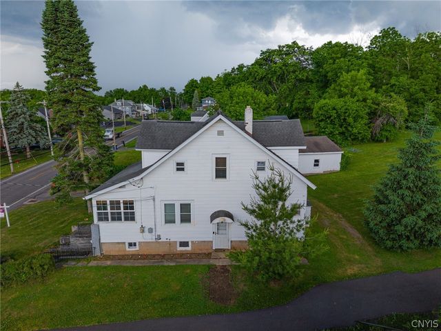 134 Armstrong Rd Road, Geddes, NY 13209
