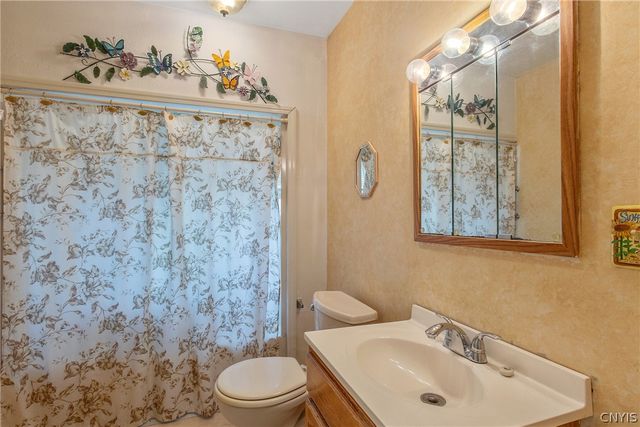 134 Armstrong Rd Road, Geddes, NY 13209