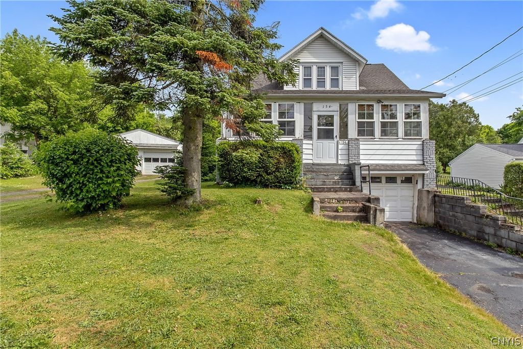 134 Armstrong Rd Road, Geddes, NY 13209