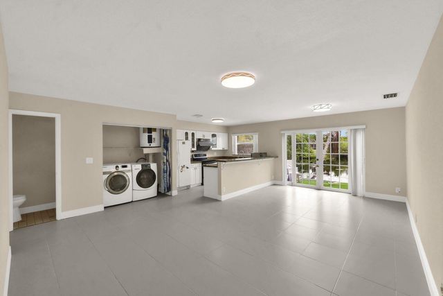 4295 Coral Springs Drive 3c, Coral Springs, FL 33065