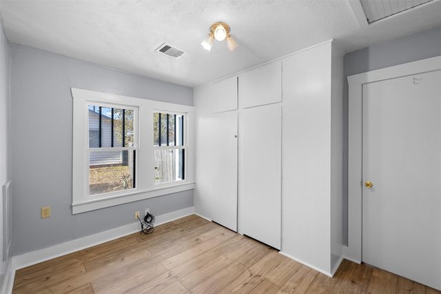 723 E Pecan Street, La Grange, TX 78945