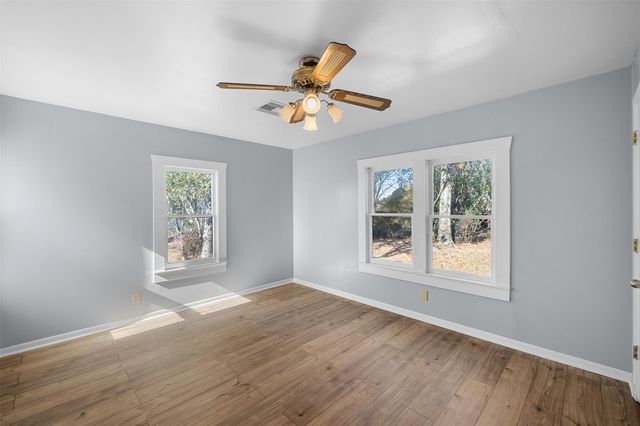 723 E Pecan Street, La Grange, TX 78945