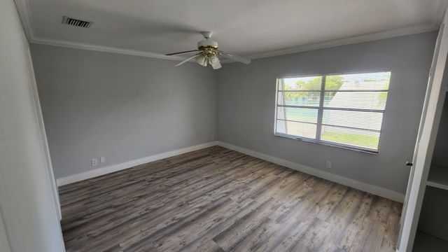 360 Canal Point S, Delray Beach, FL 33444