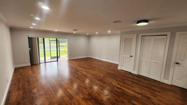 360 Canal Point S, Delray Beach, FL 33444