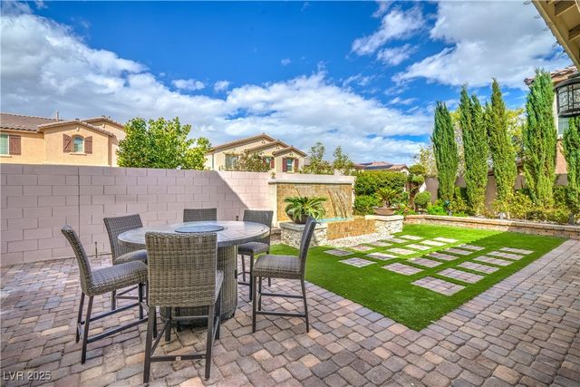 12308 Kings Eagle Street, Las Vegas, NV 89141