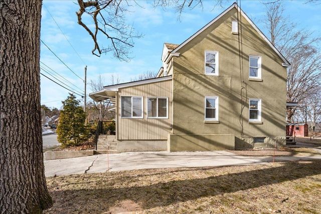 1-3 Perry Avenue, Nashua, NH 03060