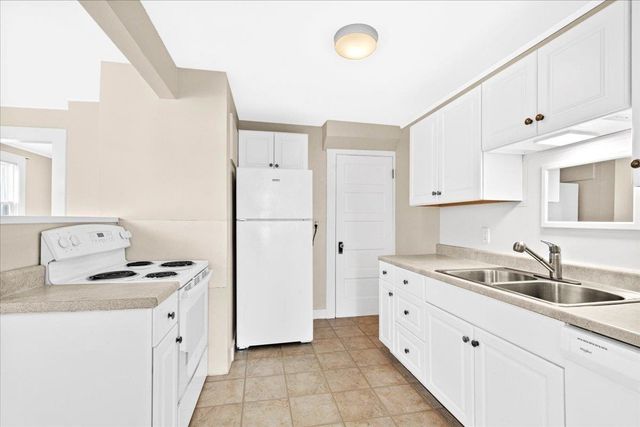 1-3 Perry Avenue, Nashua, NH 03060