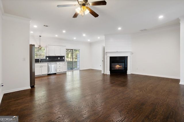 2401 HERITAGE PARK Circle NW 14, Kennesaw, GA 30144