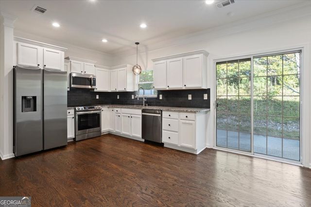 2401 HERITAGE PARK Circle NW 14, Kennesaw, GA 30144