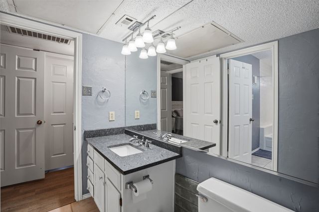 16301 Ledgemont Lane 281, Addison, TX 75001