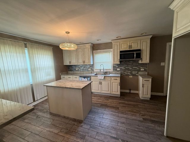 14641 Wabash Avenue, Dolton, IL 60419