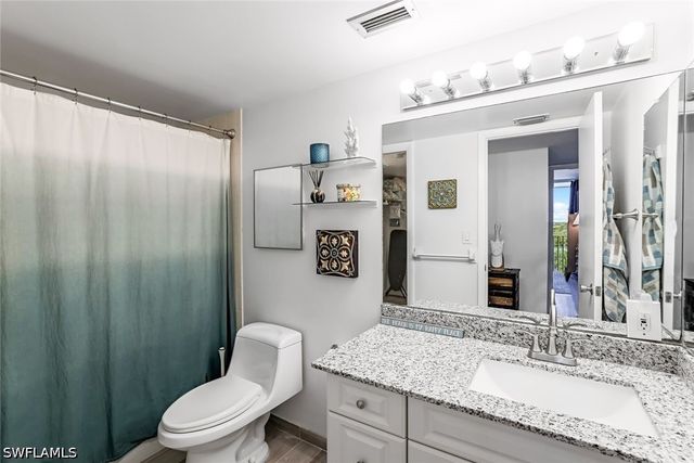 5 Bluebill AVE 810, Naples, FL 34108