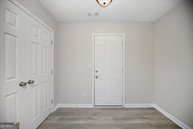 232 Cambridge Dr, Loganville, GA 30052