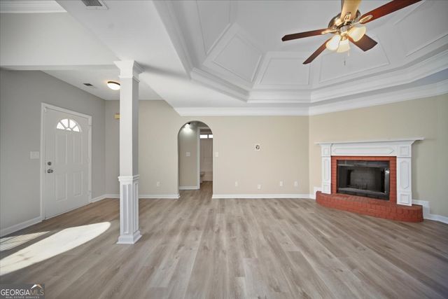 232 Cambridge Dr, Loganville, GA 30052