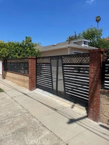 900 E Alpha Street, Inglewood, CA 90302