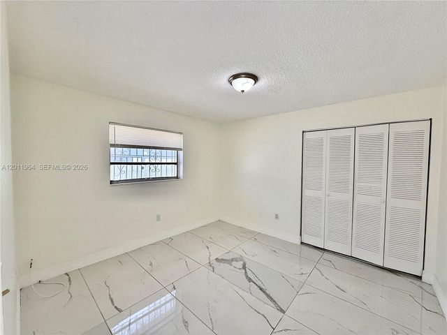 950 NW 109th St 950, Miami, FL 33168