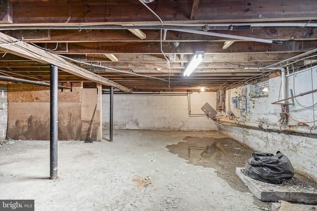 32 OLIVE ST AND 4 OAK ST SALEM, Salem, NJ 08079