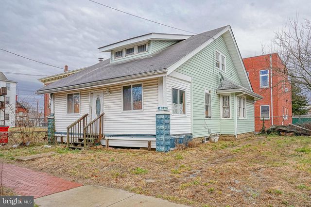 32 OLIVE ST AND 4 OAK ST SALEM, Salem, NJ 08079