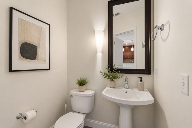 270 17th Street NW 3205, Atlanta, GA 30363