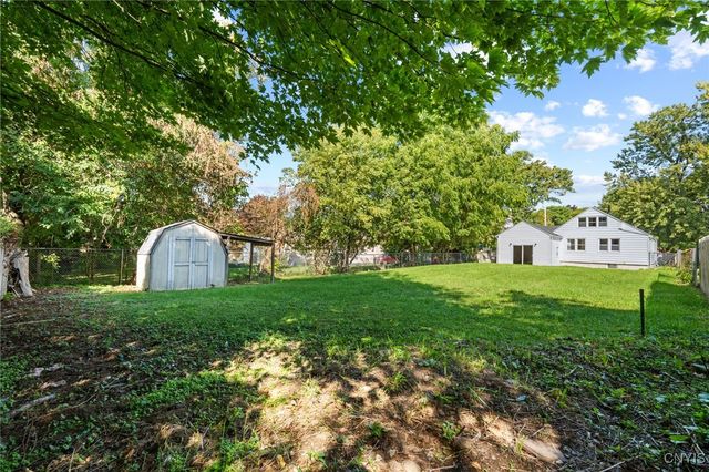 230 Earl Avenue, Salina, NY 13211