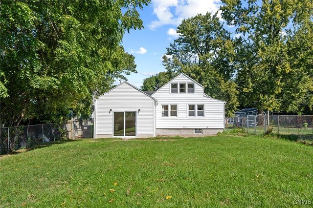 230 Earl Avenue, Salina, NY 13211