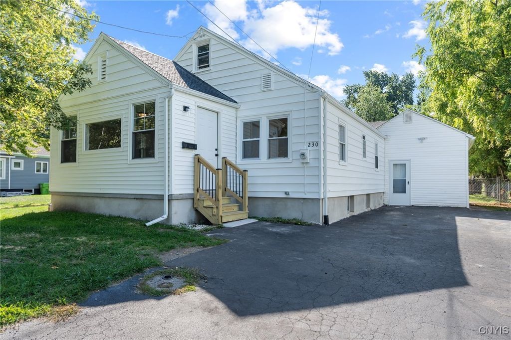 230 Earl Avenue, Salina, NY 13211