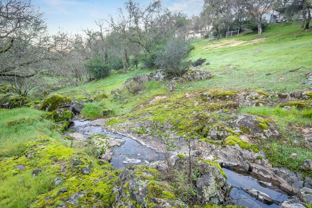 16004 Perimeter Rd, Grass Valley, CA 95949