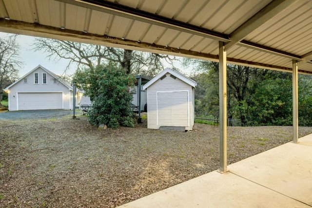 16004 Perimeter Rd, Grass Valley, CA 95949