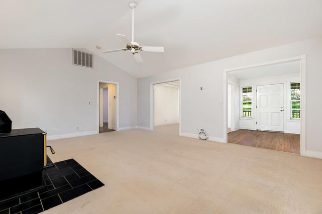 16004 Perimeter Rd, Grass Valley, CA 95949