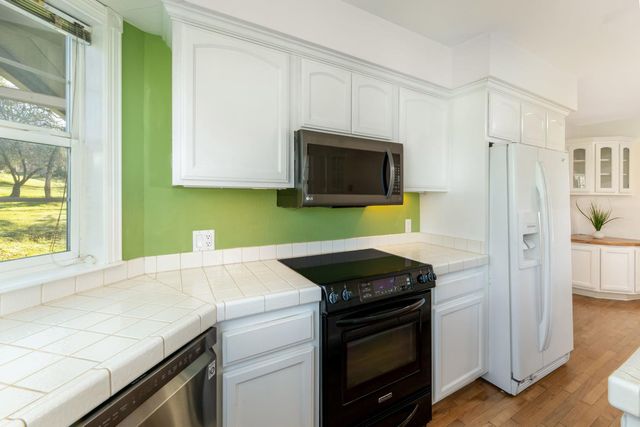 16004 Perimeter Rd, Grass Valley, CA 95949